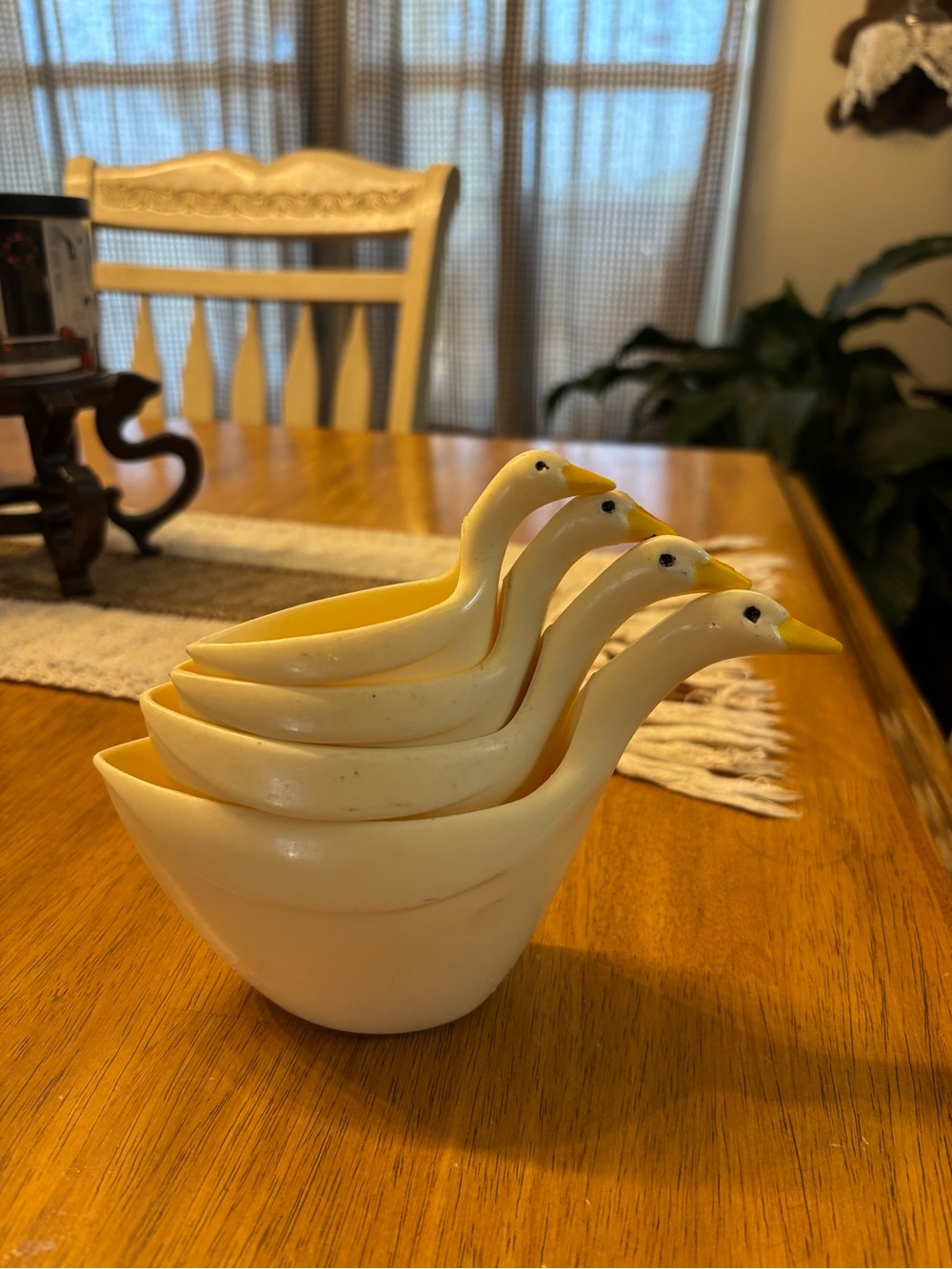 Cream Duck Nesting Measuring Cups - Set of 4